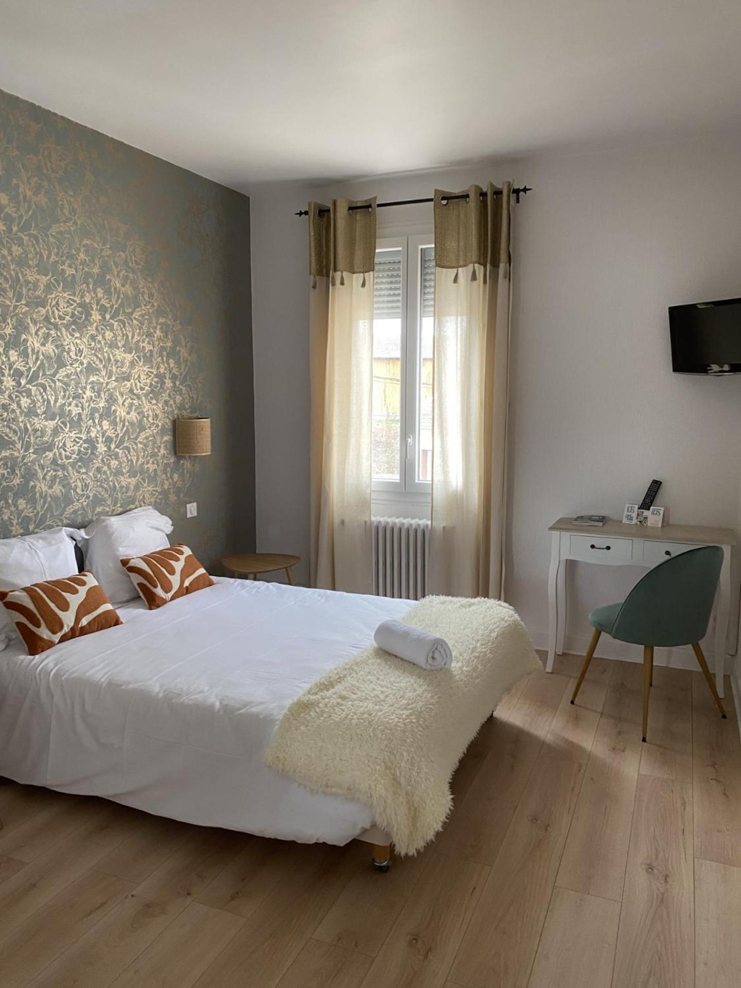 Hotel Aux Vendanges De Bourgogne Paray-le-Monial Dış mekan fotoğraf