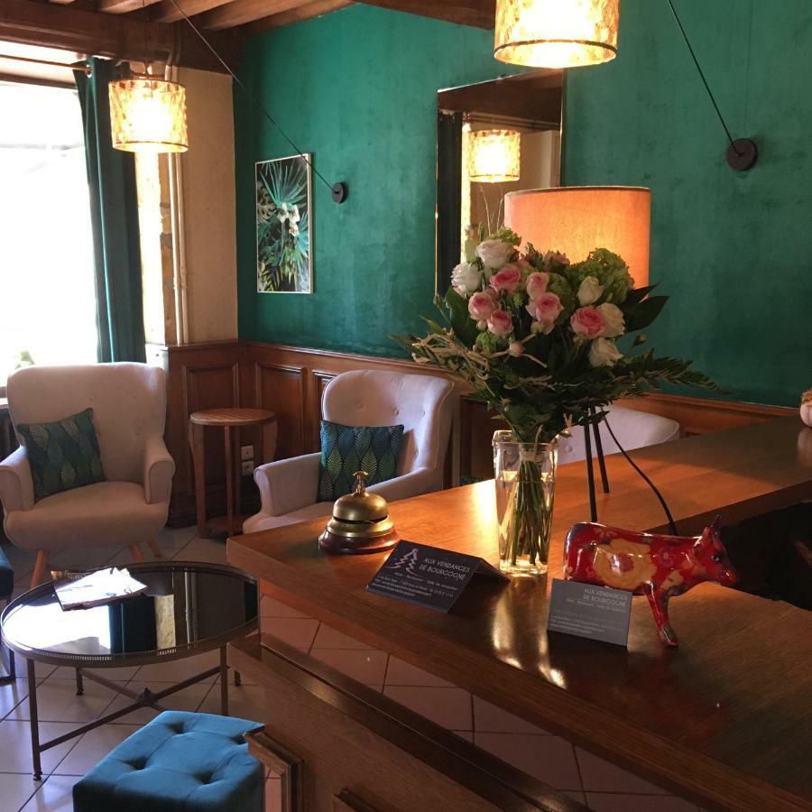 Hotel Aux Vendanges De Bourgogne Paray-le-Monial Dış mekan fotoğraf